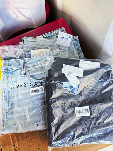 American eagle outfitters - american,